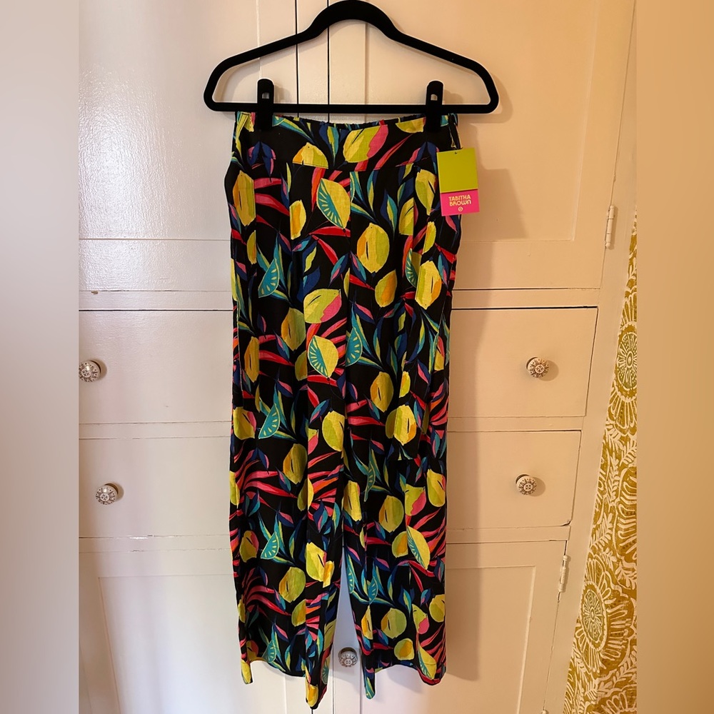 NWT Tabitha Brown palazzo fruit print pants 👖Sz S - Picture 3 of 3